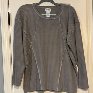 BiBi Brownish Crew Neck Shirt - Sz M NEW